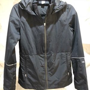 Gap windbreaker